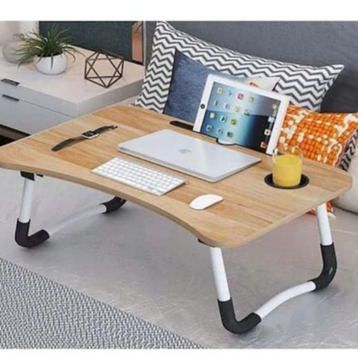 Masuta Laptop Pliabila Multifunctionala din Lemn cu Suport Pahar