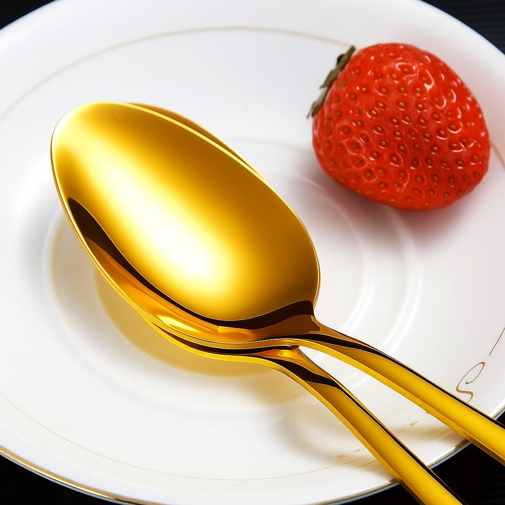 Set Tacâmuri 24 Piese din Oțel Inoxidabil – Design Elegant, Auriu, cu Cutie Cadou