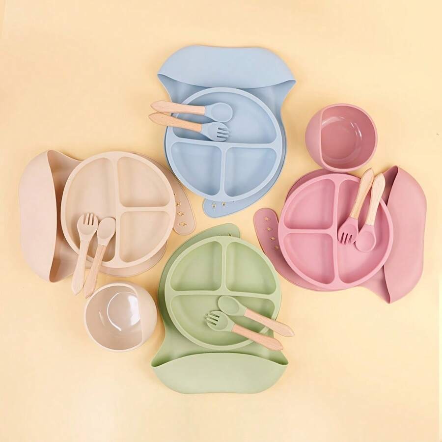 Set Silicon Bebelusi 6 Piese, Farfurie, Bol, Baveta, Tacamuri Lemn, Cana cu Pai, BPA Free